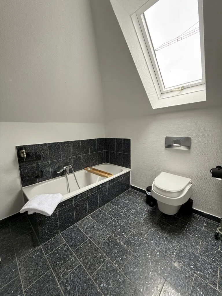 Badewanne im Bad der Ferienwohnung